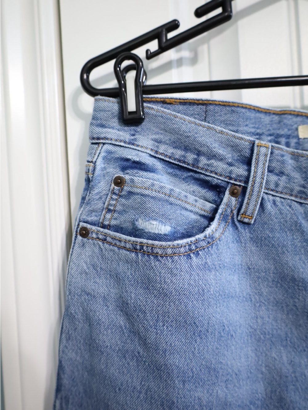 Levi’s 94’ Baggy Straight Leg Jeans Feeling Great - Medium Wash Womens Size 29 - Picture 6 of 11